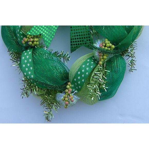 St Patricks Day Wreath Deco Mesh Shamrock Carnations Shades of Green Gold Irish - Picture 9 of 9